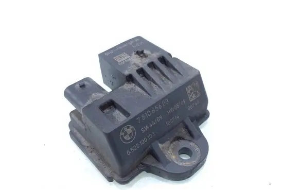 BMW 3 E90 E91 Glow plug pre-heat relay 7810856 0522120103