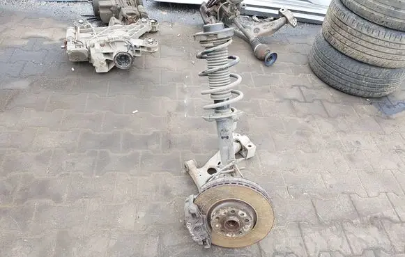 Volkswagen Tiguan Front wheel hub spindle knuckle 