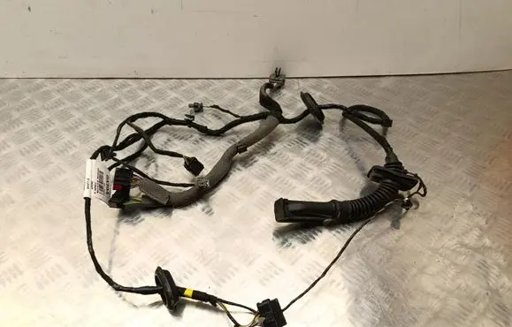 Volvo XC40 Front door wiring loom 32375409