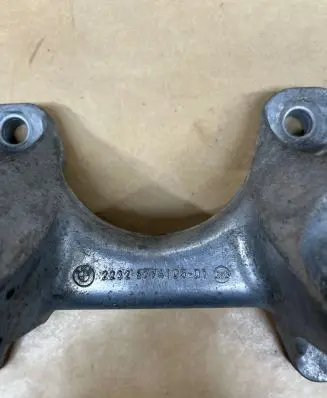 BMW 3 E90 E91 Gearbox mounting bracket 22326774105