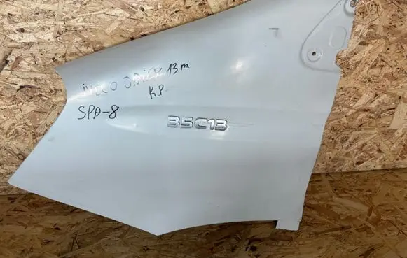 Iveco Daily 5th gen Fender