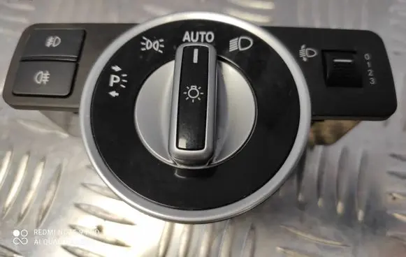 Mercedes-Benz C W204 Light switch A2049053003