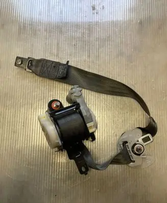 KIA Sportage Front seatbelt 888203U200