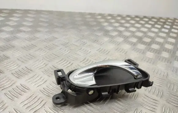 Renault Kadjar Rear door interior handle 806704EA1A