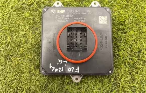 BMW 1 F20 F21 LED ballast control module 7492024 147000036500 503951920416