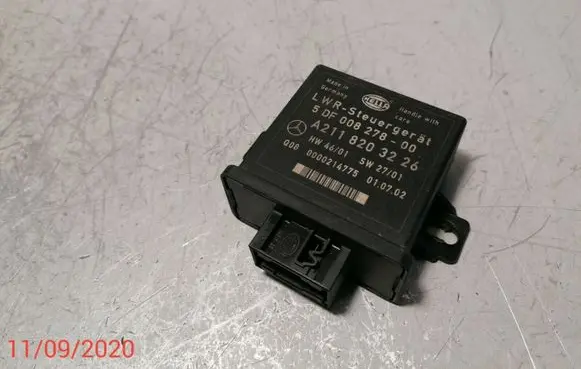 Mercedes-Benz E W211 Light module LCM A2118203226