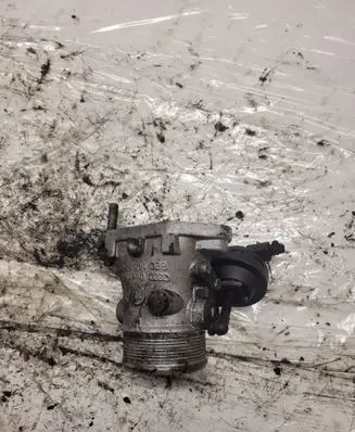 Audi A4 S4 B6 8E 8H Throttle valve 8E0145950C