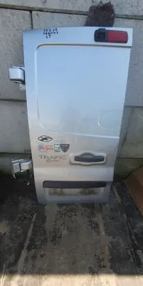 Renault Trafic III (X82) Rear door TED69
