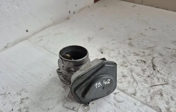 BMW 3 E90 E91 Throttle valve 7804373-04