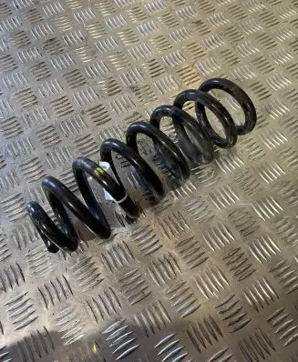 Mercedes-Benz GLC X253 C253 Rear coil spring