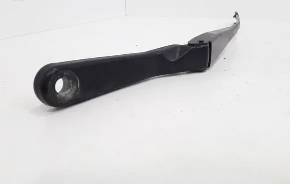 Peugeot 308 Front wiper blade arm