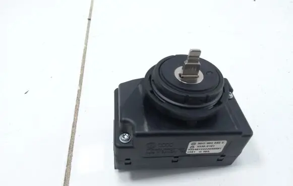 Audi A8 S8 D3 4E Ignition lock 3D0905865