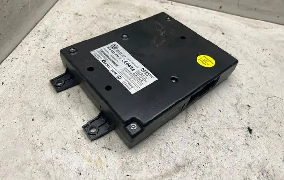 Volkswagen PASSAT B6 Bluetooth control unit module 3C0035729G