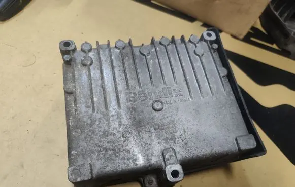 Chrysler Voyager ABS control unit/module 5234025