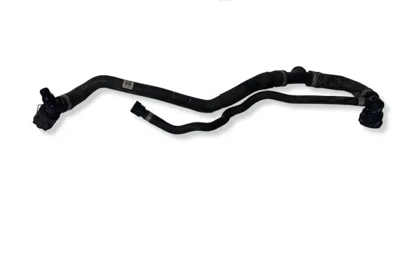 BMW 3 G20 G21 Engine coolant pipe/hose 8742081