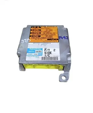 Toyota Avensis Verso Airbag control unit/module 8917044050
