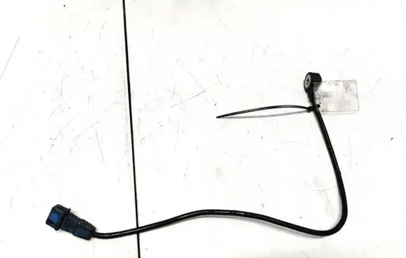 Audi A4 S4 B5 8D Detonation knock sensor 054905377g