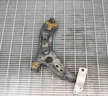 Volkswagen Golf VI Front lower control arm/wishbone 1K0199232J