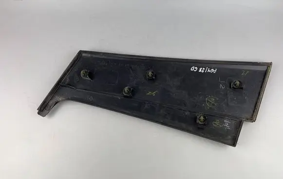 Subaru Forester SG (C) pillar trim