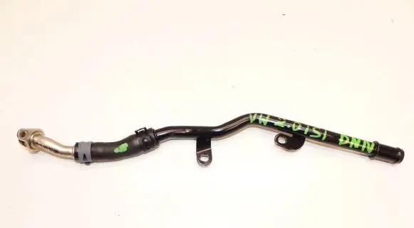 Engine coolant pipe/hose