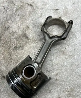 Piston