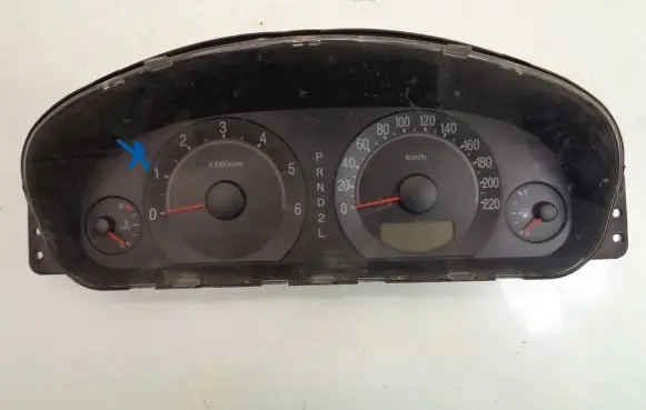Hyundai Trajet Speedometer (instrument cluster) 4013-3A0104