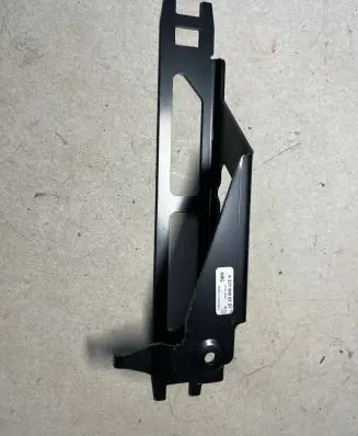 Mercedes-Benz SL AMG R231 Radiator mount bracket A2315000731