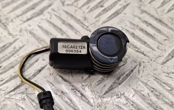 Toyota Avensis T270 Parking PDC sensor 10CA0212A 996354