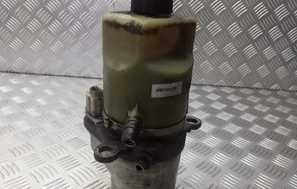 Ford Focus Power steering pump 4M513K514BF