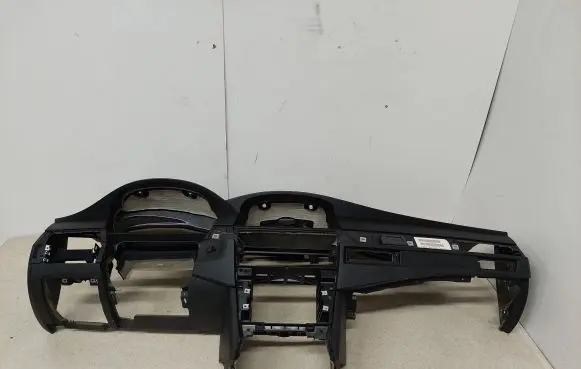 BMW 5 E60 E61 Dashboard 9123687 06B255RB1198F