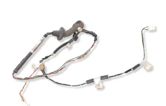Toyota Corolla Verso E121 Rear door wiring loom 821530F010