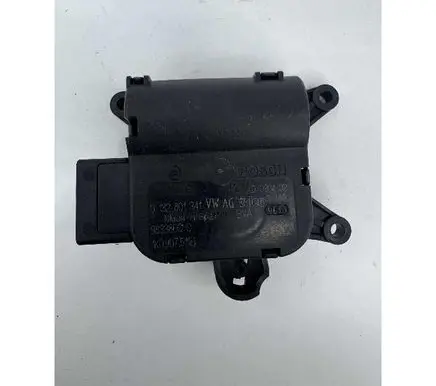 Volkswagen Golf V Air flap motor/actuator 1K0907511B 0132801341