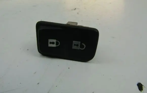 Volvo S40 Central locking switch button 0565832