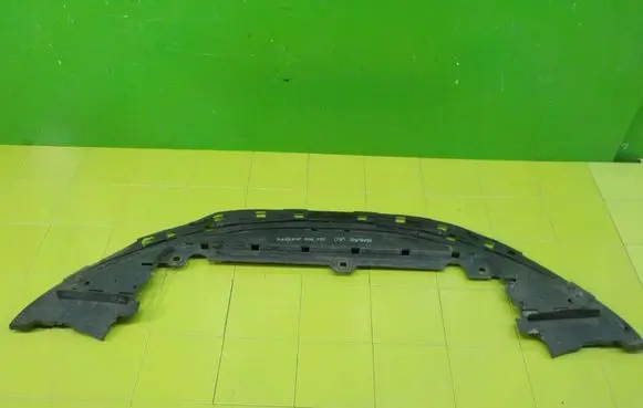 Volvo V60 Front bumper skid plate/under tray PRZOD 17AB149