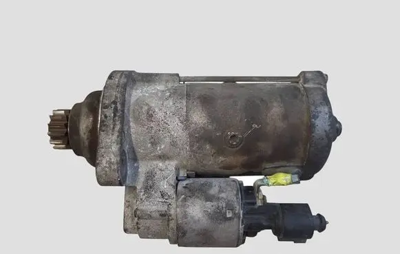 Volkswagen Golf VI Starter motor