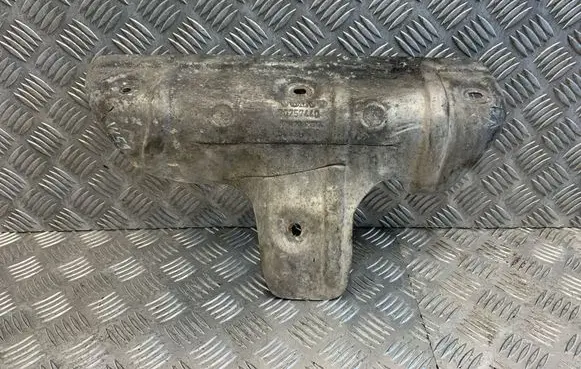Volvo V50 Exhaust heat shield 30757440