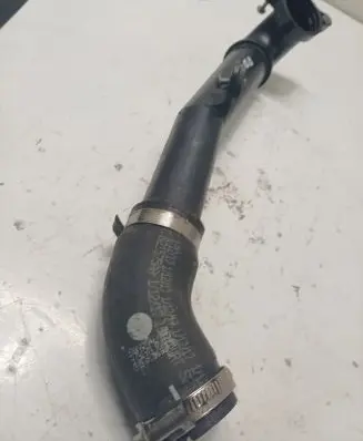 Volkswagen Golf VII Intercooler hose/pipe 04L145770H