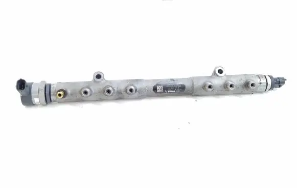 Volvo XC90 Fuel main line pipe 30777554 012009L5 0445215023