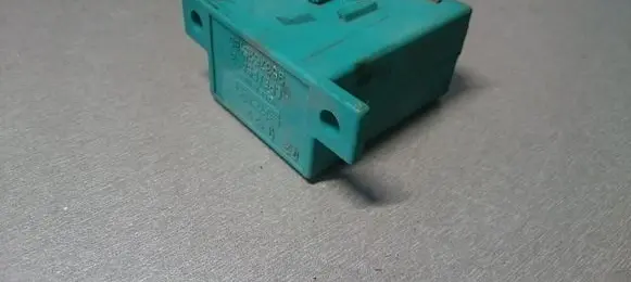 Peugeot Expert Other relay 9637525180