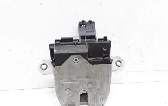 Volvo V60 Tailgate/trunk/boot lock/catch/latch 31440240 01043897004