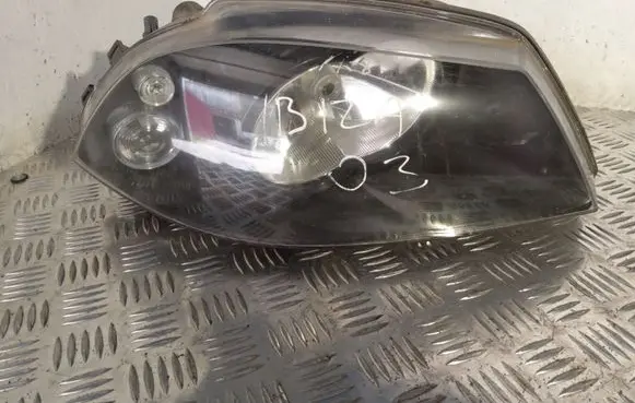 Seat Ibiza III (6L) Headlight/headlamp