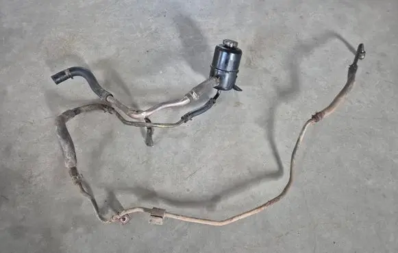 Mitsubishi L200 Power steering hose/pipe/line 