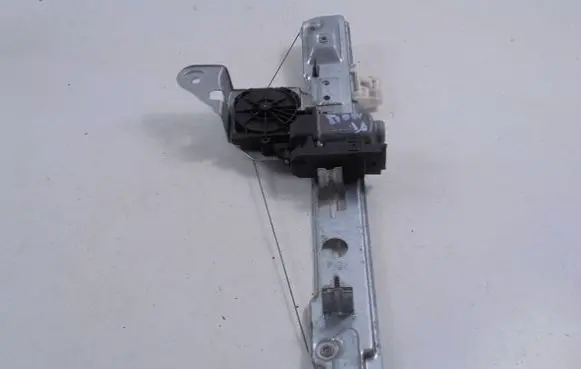 Renault Megane II Rear door window regulator with motor 190011781
