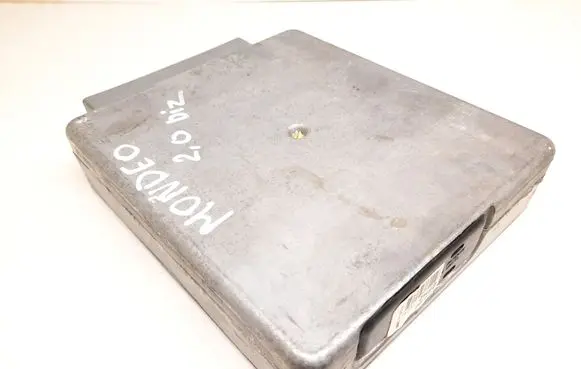 Ford Mondeo Mk III Engine control unit/module 2S7A12A650AHC 2S7A12A650AHCZFH2