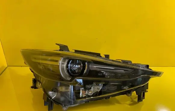 Mazda CX-5 II Headlight/headlamp KB8P51030