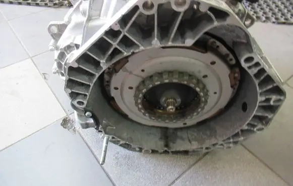 Renault Twingo III Automatic gearbox DC0002