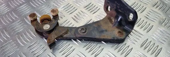 Volkswagen Caddy Sliding door lower roller guide/hinge 2K0843398A