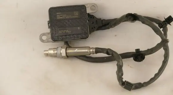 Nissan X-Trail T32 Lambda probe sensor 227907FV1A