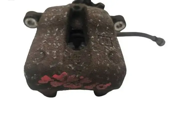 Opel Corsa E Rear brake caliper