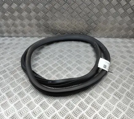 Peugeot 508 II Rubber seal rear door 9813388380